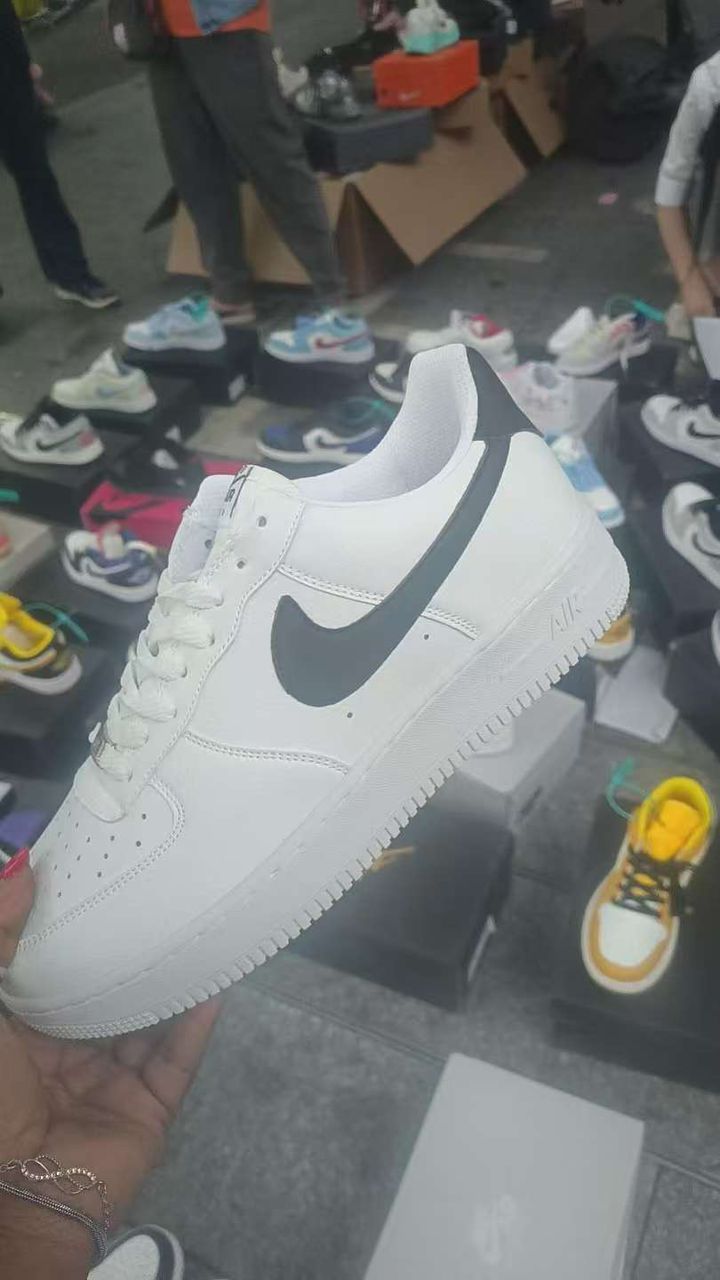 White Air Force Sneaker